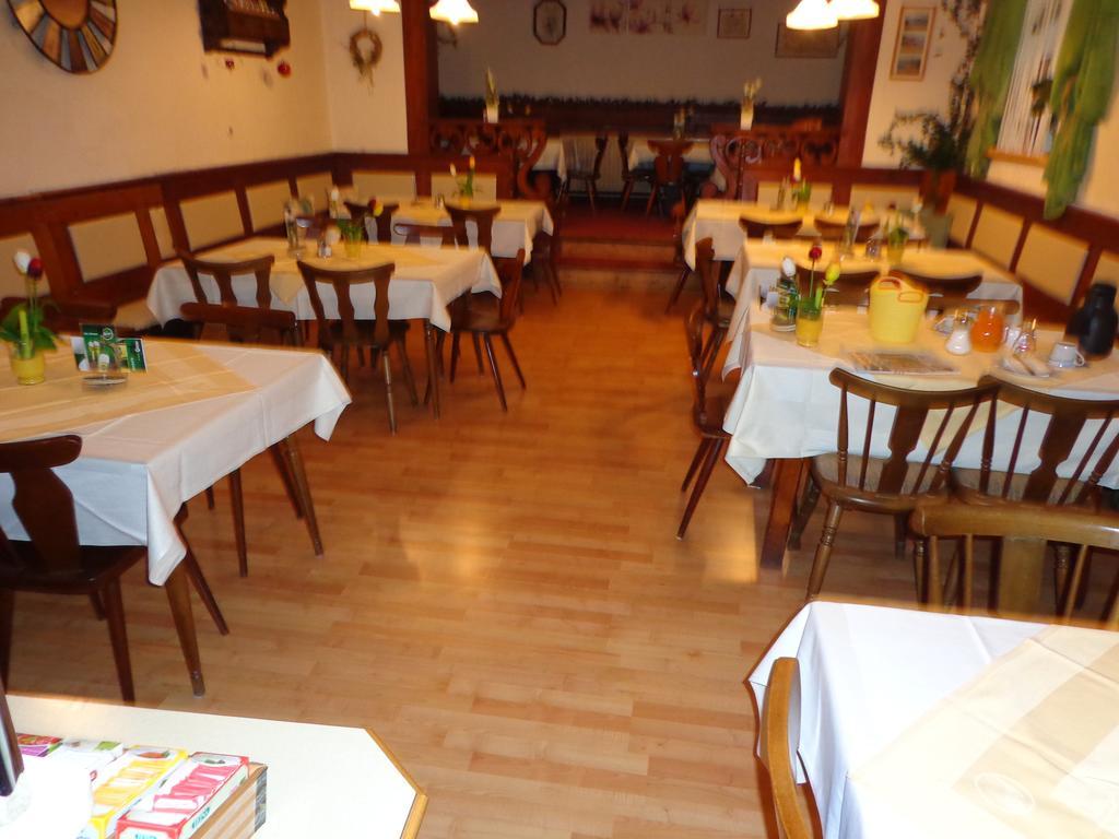 Gasthof Zur Post Таксенбах Екстериор снимка