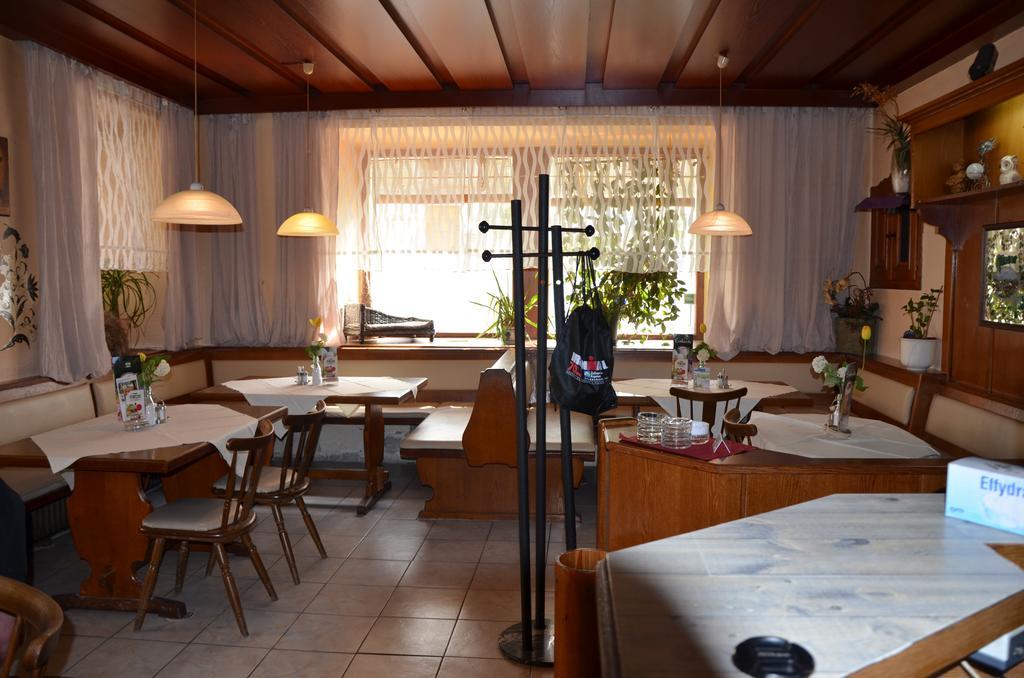 Gasthof Zur Post Таксенбах Екстериор снимка